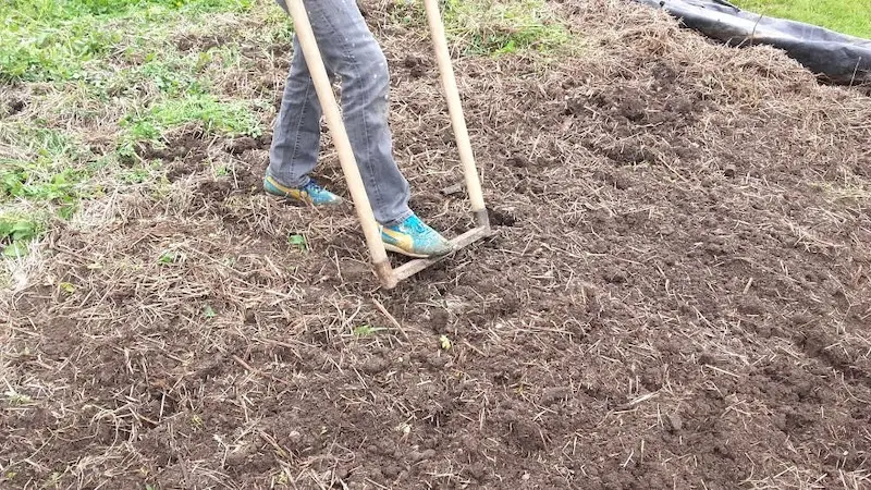 Utilisation de la Grelinette La Plaisible
