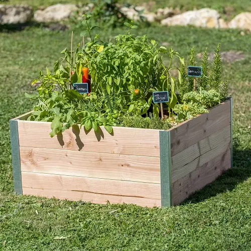 Carré potager en bois