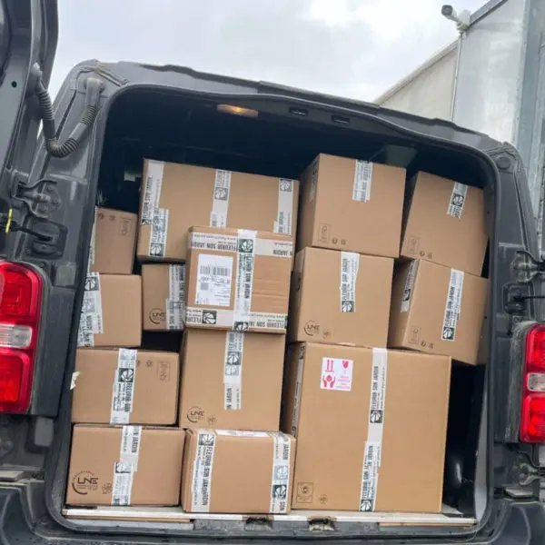 Livraison de plantes de la p&eacute;pini&egrave;re en ligne Fleurir-son-jardin