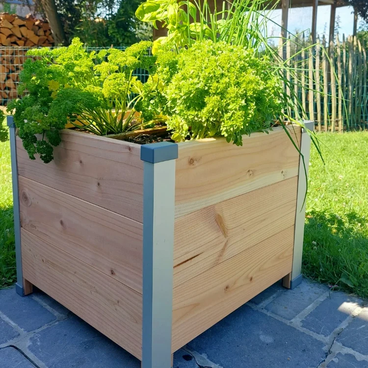 Bac terrasse design en bois