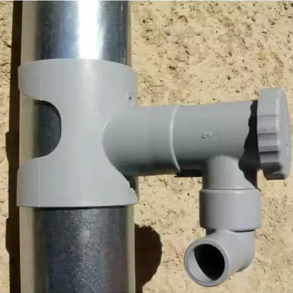 Collecteur d'eau de pluie pour descente cylindrique