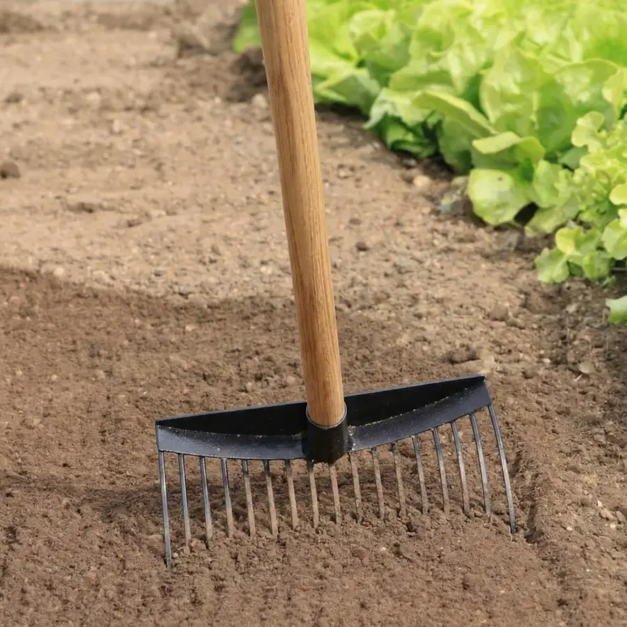 Râteau ramasse cailloux