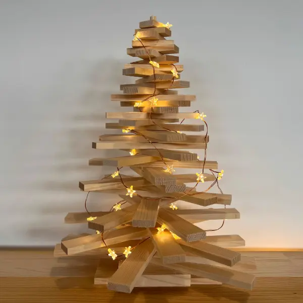 Petit sapin en bois